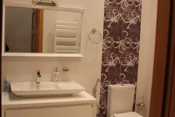 Satılır Yeni Tikili Elmler Akademiyasıda