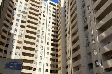 Satılır Yeni Tikili Binəqədidə