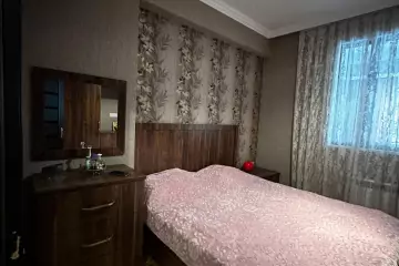 Satılır Yeni Tikili Ukraniya Dairəsida