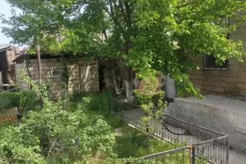 Satılır Həyət Evi Maştağada