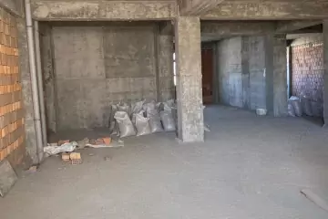 Satılır Yeni Tikili Binəqədidə