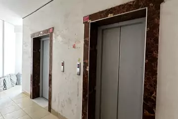 Satılır Yeni Tikili Ukraniya Dairəsida