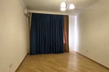 Satılır Yeni Tikili Dostluq Kinoteatrında