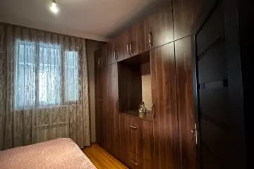 Satılır Yeni Tikili Ukraniya Dairəsida