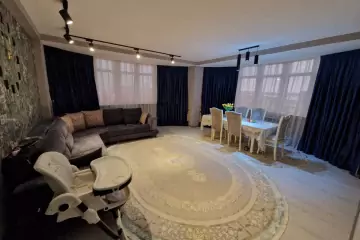 Satılır Yeni Tikili Masazırda