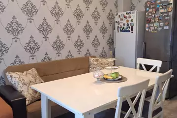 Satılır Yeni Tikili Ağ şəhər Kompleksində