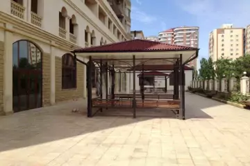 Satılır Yeni Tikili Elmler Akademiyasıda