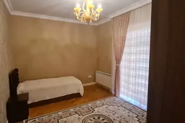Satılır Bağ Evi Novxanıda