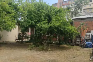 Satılır Torpaq Gənclikdə