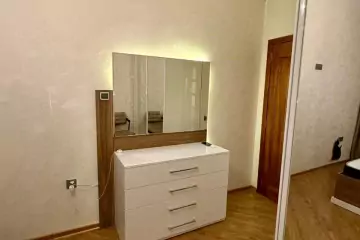 Aylıq Kirayə Yeni Tikili Cavanşir Küçəsində