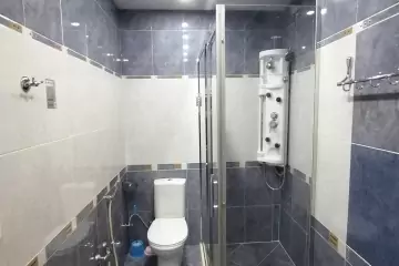 Satılır Yeni Tikili Dostluq Kinoteatrında