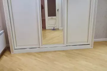 Satılır Bağ Evi Novxanıda