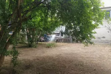 Satılır Torpaq Gənclikdə