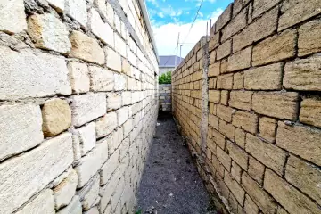Satılır Həyət Evi Masazırda