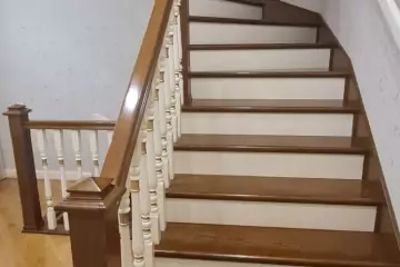 Satılır Bağ Evi Novxanıda