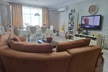 Satılır Yeni Tikili Ağ şəhər Kompleksində