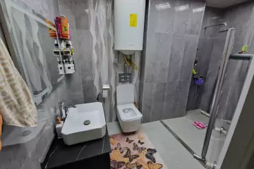 Satılır Yeni Tikili Masazırda