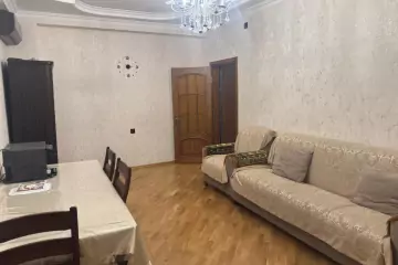 Satılır Yeni Tikili Xalqlar Dostluğuda