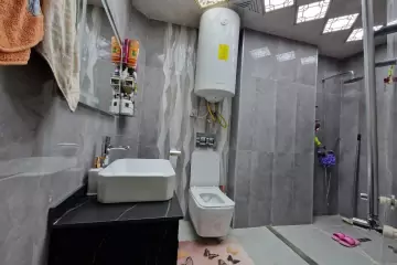 Satılır Yeni Tikili Masazırda