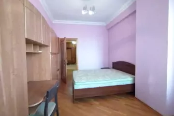 Satılır Yeni Tikili Elmler Akademiyasıda