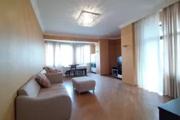 Satılır Yeni Tikili Elmler Akademiyasıda