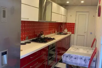 Satılır Köhnə Tikili 28 May Metrosu ətrafında