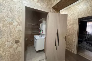 Satılır Yeni Tikili 9-cu Mikrorayonda