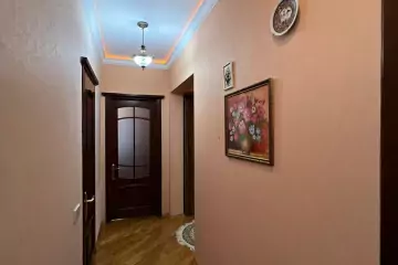 Satılır Yeni Tikili 9-cu Mikrorayonda