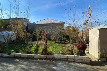 Satılır Həyət Evi Atyalıda
