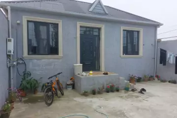 Satılır Həyət Evi Bakıda