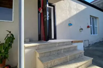 Satılır Həyət Evi Atyalıda