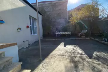 Satılır Həyət Evi Atyalıda