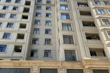 Satılır Obyekt şərq Bazarında