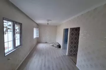 Satılır Həyət Evi Bakıda