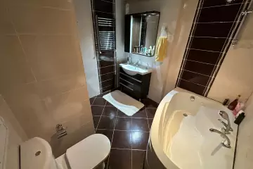 Aylıq Kirayə Yeni Tikili Cavanşir Küçəsində