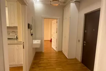Satılır Yeni Tikili 8-ci Kilometrdə