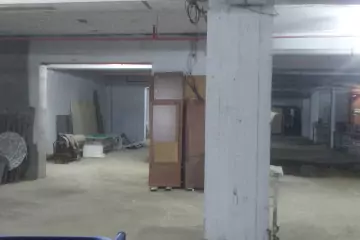Satılır Obyekt Bakı Kinoteatrıda
