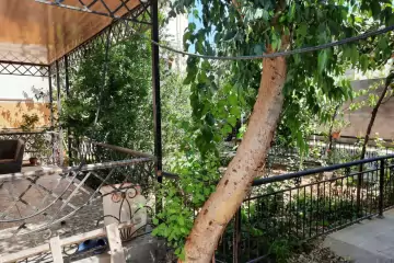 Satılır Bağ Evi Mərdəkanda