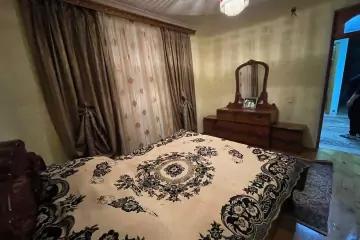 Satılır Həyət Evi Köhnə Günəşlidə