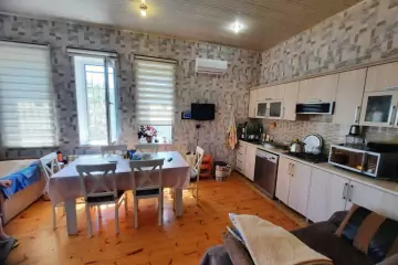 Satılır Bağ Evi Mərdəkanda