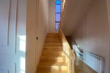 Satılır Həyət Evi Buzovnada