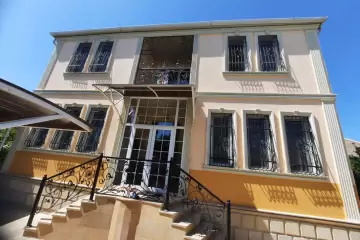 Satılır Bağ Evi Mərdəkanda
