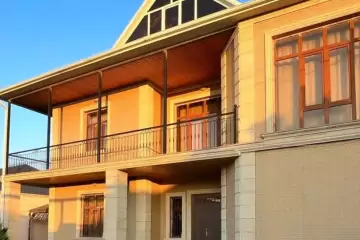 Satılır Həyət Evi Binədə