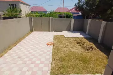 Satılır Həyət Evi Yeni Ramana Qəsəbəsida