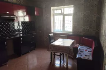 Satılır Həyət Evi Buzovnada