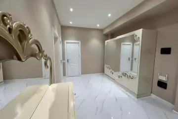 Aylıq Kirayə Yeni Tikili Gənclik Mallda