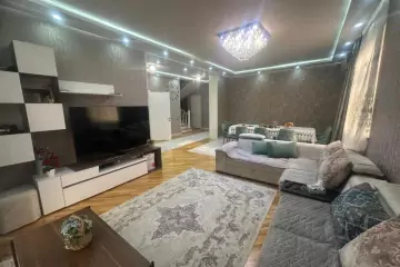 Satılır Həyət Evi Badamdarda
