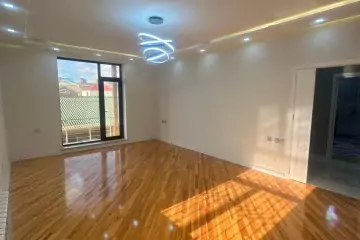 Satılır Həyət Evi Badamdarda