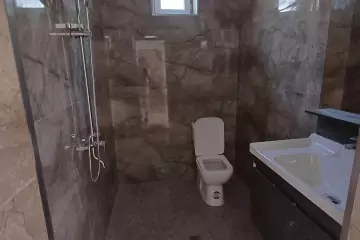 Satılır Həyət Evi Yeni Ramana Qəsəbəsida