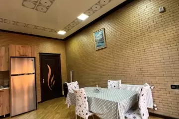 Satılır Həyət Evi Binədə